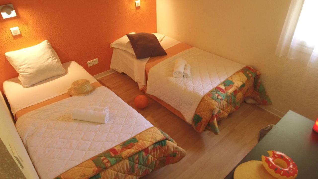 Vvf Sud Aveyron Hotel Brusque Bagian luar foto