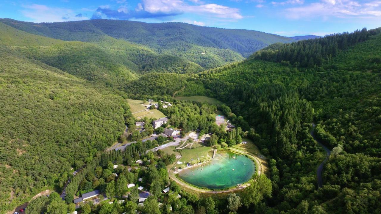 Vvf Sud Aveyron Hotel Brusque Bagian luar foto