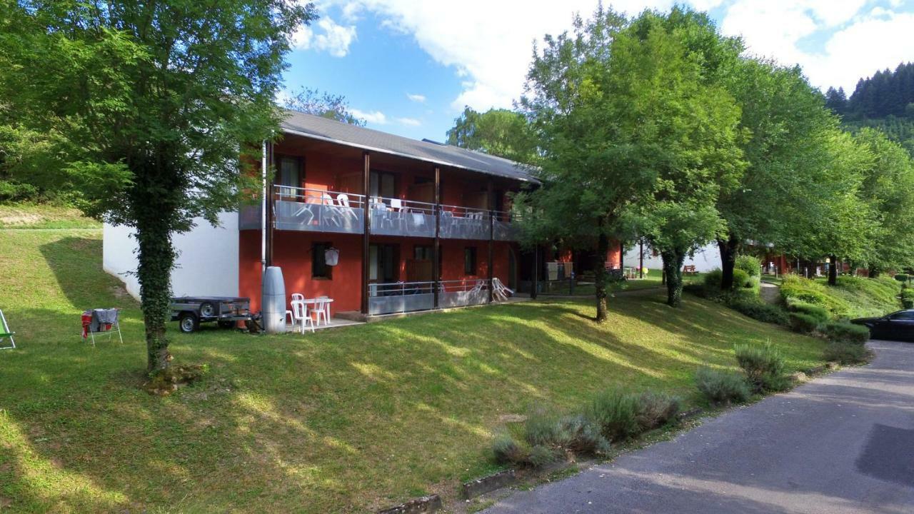 Vvf Sud Aveyron Hotel Brusque Bagian luar foto
